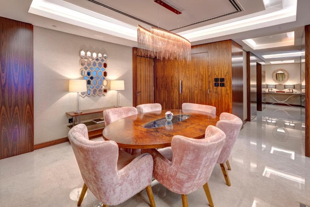 Crowne Plaza Muscat OCEC featured photo
