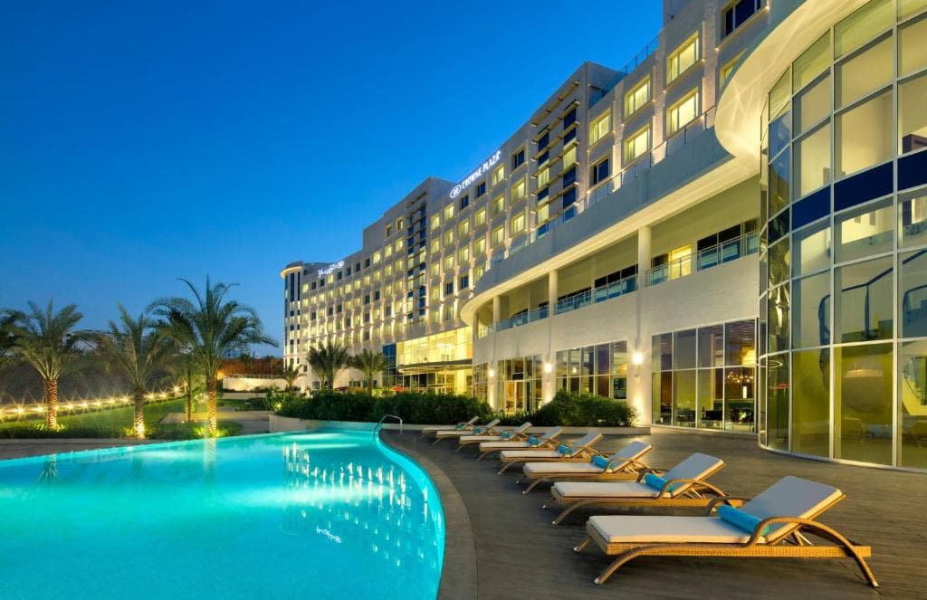 Crowne Plaza Muscat OCEC extended gallery 3