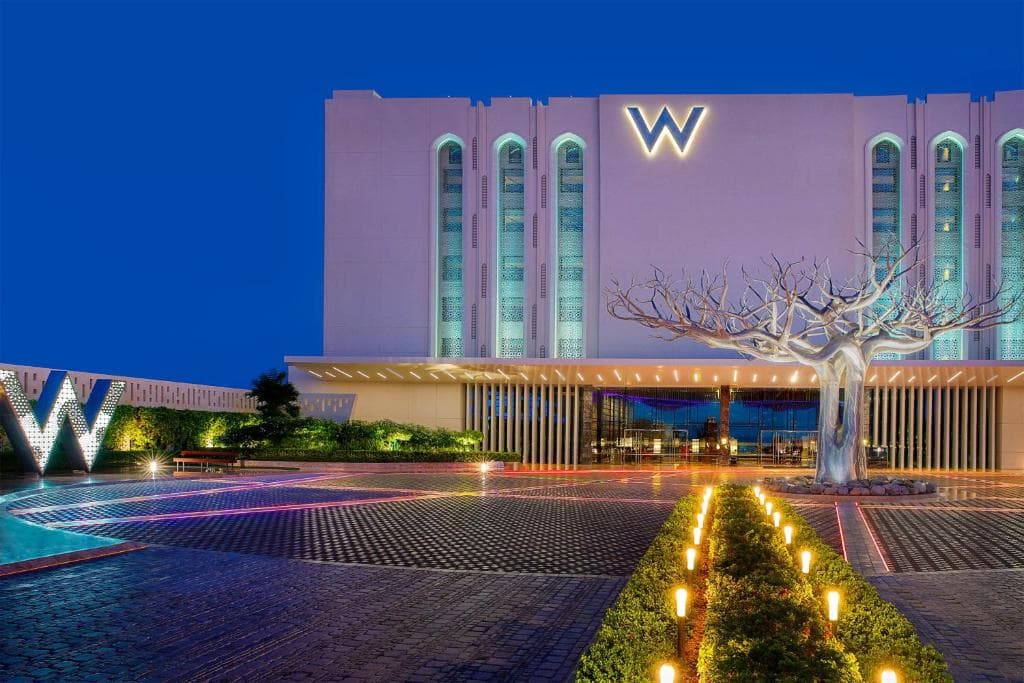 W Muscat extended gallery 10